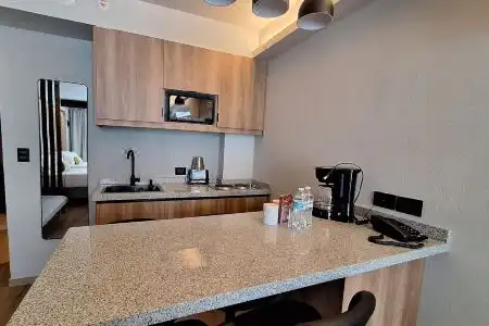 Block Suites - 30