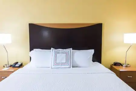 Fairfield by Marriott - 21