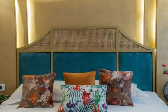 Sarang Palace - Boutique Stays & Candlelight Dining - 22