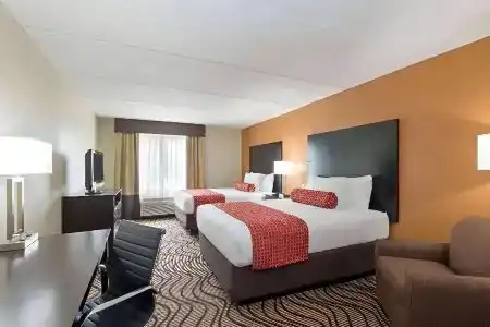 La Quinta by Wyndham North I-75 - 1
