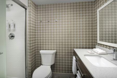 Home2 Suites By Hilton Miami Airport South Blue Lagoon - 37