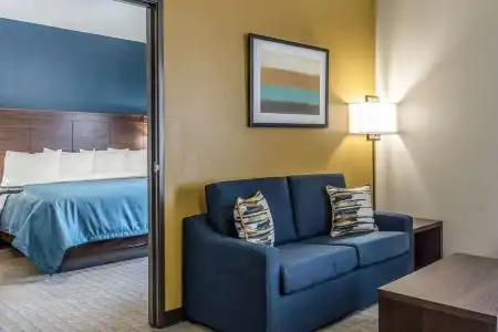 MainStay Suites - 40