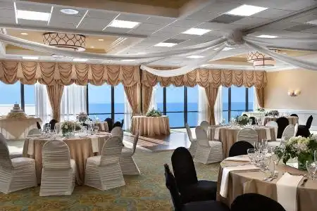 Breakers Resort - 6