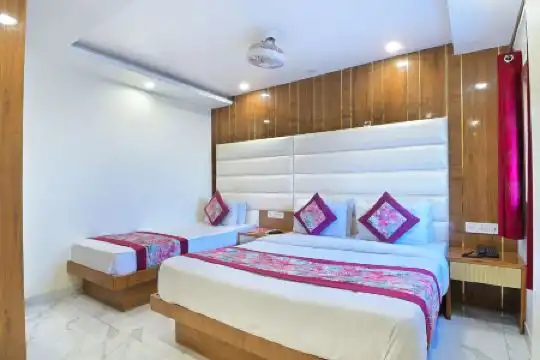 Smyle Inn - 3 minutes walk From New Delhi Railway Station - 24