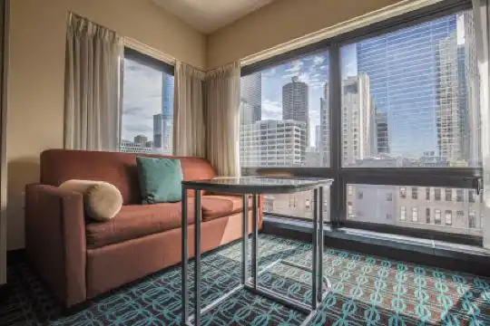 Fairfield Inn and Suites Chicago Downtown-River North - 22