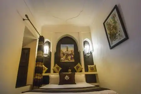 Riad Maud - 12