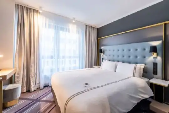 Premier Inn Saarbrücken City Centre - 61