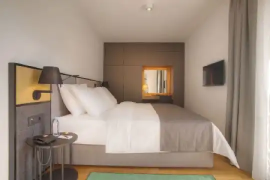 Fontana Seafront Residences - 27