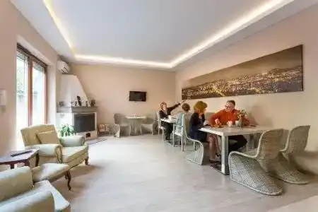 Julia B&B - 3