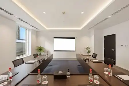 Ibis World Trade Centre - 6