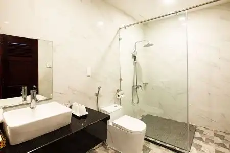 Golden Coast Resort & Spa - 55