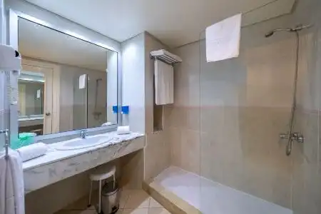 Marhaba Salem - Family Only - 7