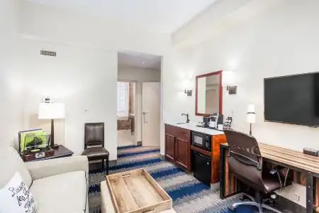 Wyndham La Belle Maison - 44