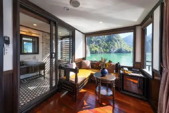 Le Theatre Cruises - Wonder on Lan Ha Bay - 12