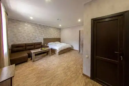Tsaghkadzor Inn - 6