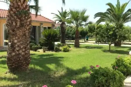 La Famille Merkati - Maison Antonis - 2