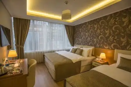 Lort Otel - 0
