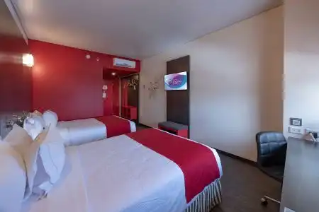 Ramada Encore by Wyndham Queretaro - 53