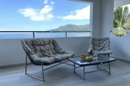 VallonEnd Beachfront villa with excellent view - 12