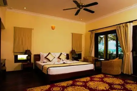Golden Coast Resort & Spa - 49