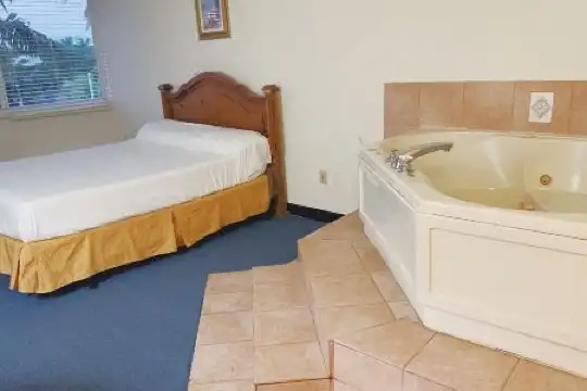 Miami Gardens Inn & Suites - 52