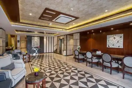 Kk Royal At Amer - 2