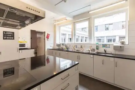 & Lounge By Hyve Basel Sbb - 50