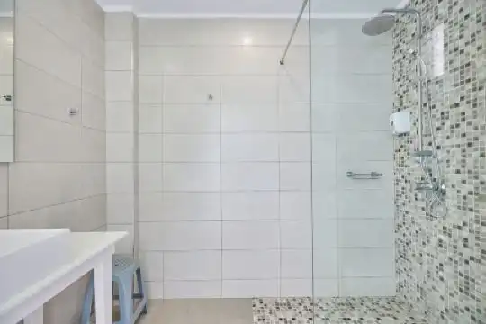 Lagoon Luxury Suites - 33