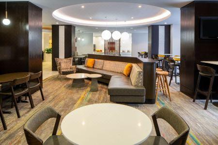 SpringHill Suites by Marriott Orlando Convention Center - 7