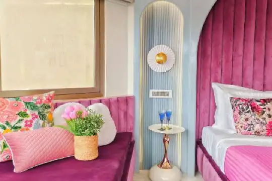 Sarang Palace - Boutique Stays & Candlelight Dining - 157
