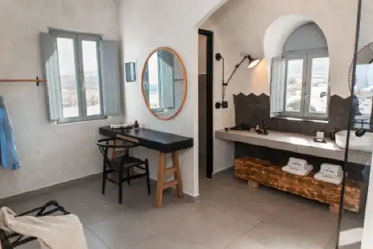 Almyra Oia Suites - 82