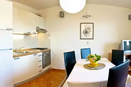 Villa Midea - 13