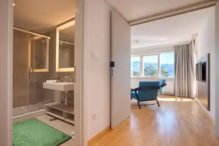 Fontana Seafront Residences - 45