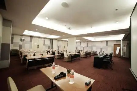 Park Cawang Jakarta - 6