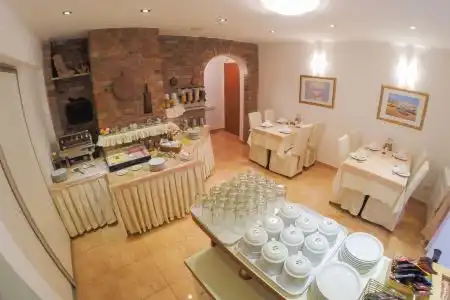 Villa Midea - 7