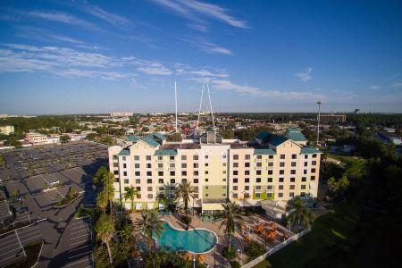 Comfort Suites Maingate East - 1