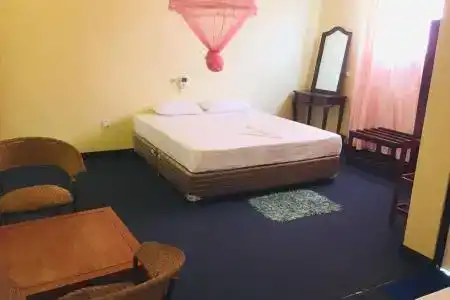 Sana's Beach and Restaurant - 6