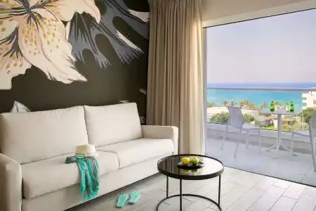 Emerald Suites - 17
