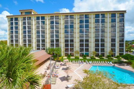 Rosen Inn Closest to Universal - 8