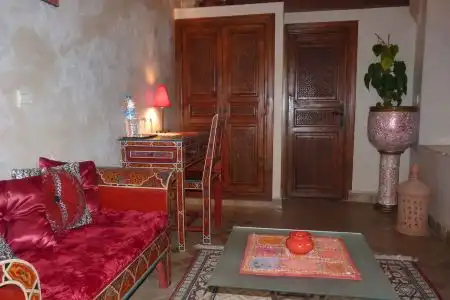 Riad Marlinea - 16