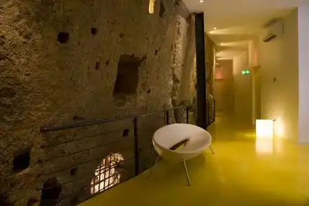 Correra 241 Lifestyle - 5