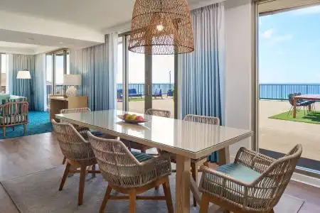 Outrigger Reef Waikiki Beach Resort - 219