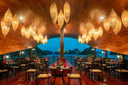 Le Theatre Cruises - Wonder on Lan Ha Bay - 4
