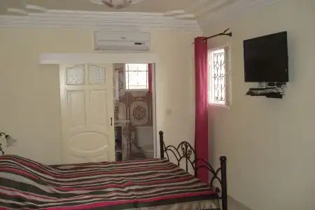 Riad Marlinea - 22
