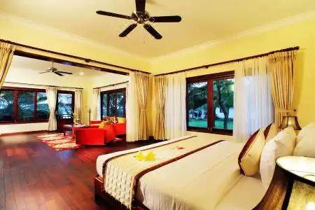 Golden Coast Resort & Spa - 57