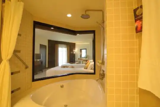 Novotel Chumphon Beach & Golf - 28