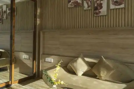 EMERALD BAY & SPA - 81