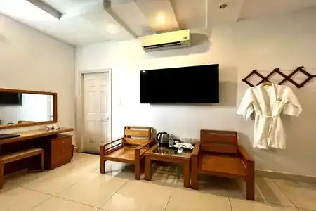 Reddoorz Yen Nam - Nguyen Trong Tuyen Street - 33