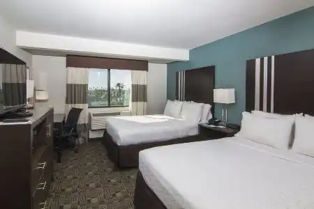 Holiday Inn Express & Suites Carlsbad Beach, An Ihg - 39