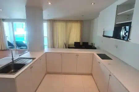 The Baycliff Residences - 13